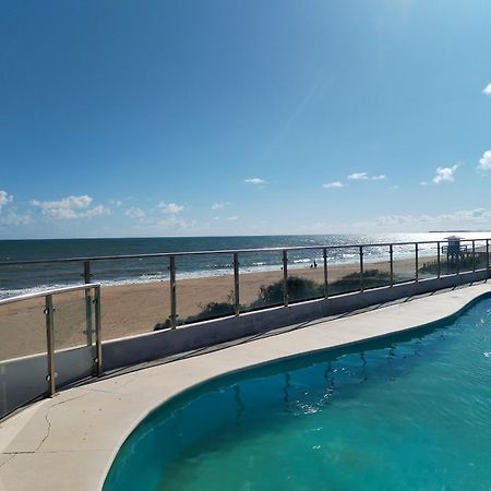 Islantilla-Apartamento Con Piscina Y Garaje En Primera Linea De Playa Исла Кристина Екстериор снимка