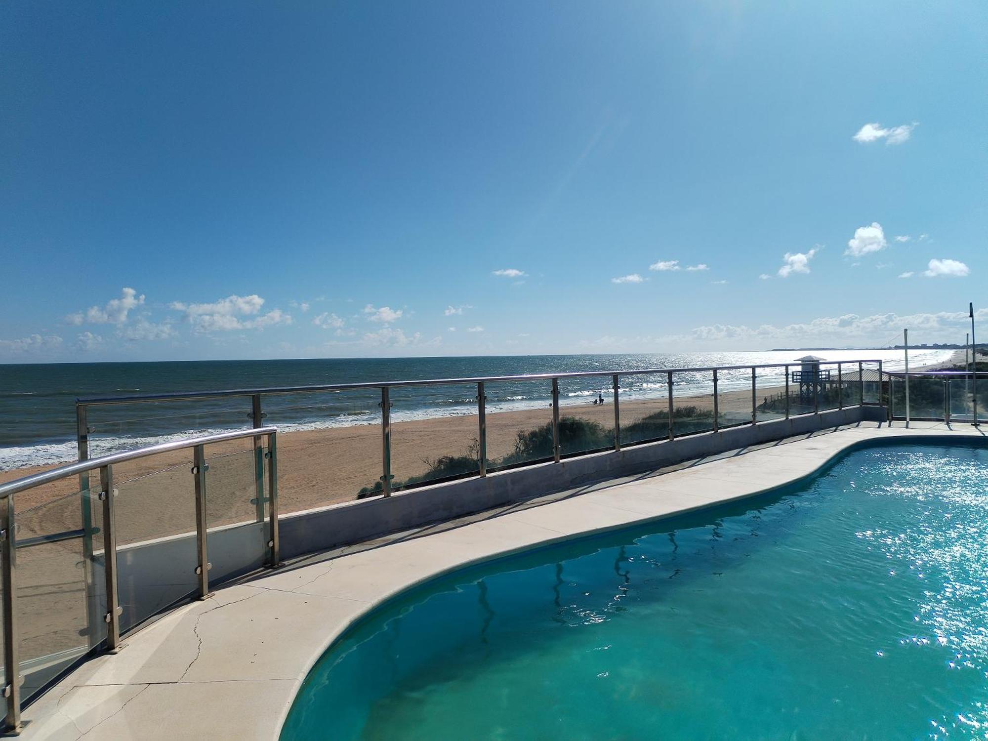 Islantilla-Apartamento Con Piscina Y Garaje En Primera Linea De Playa Исла Кристина Екстериор снимка